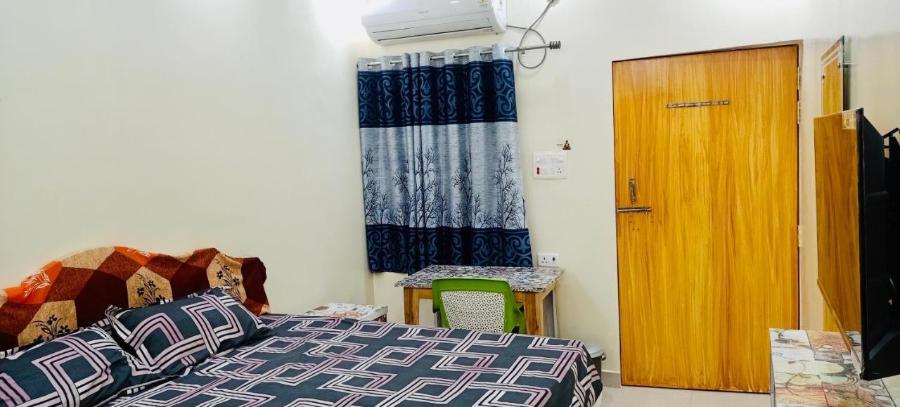 Smart Stays - Mmmut College - Gkp Airport Gorakhpur Bagian luar foto