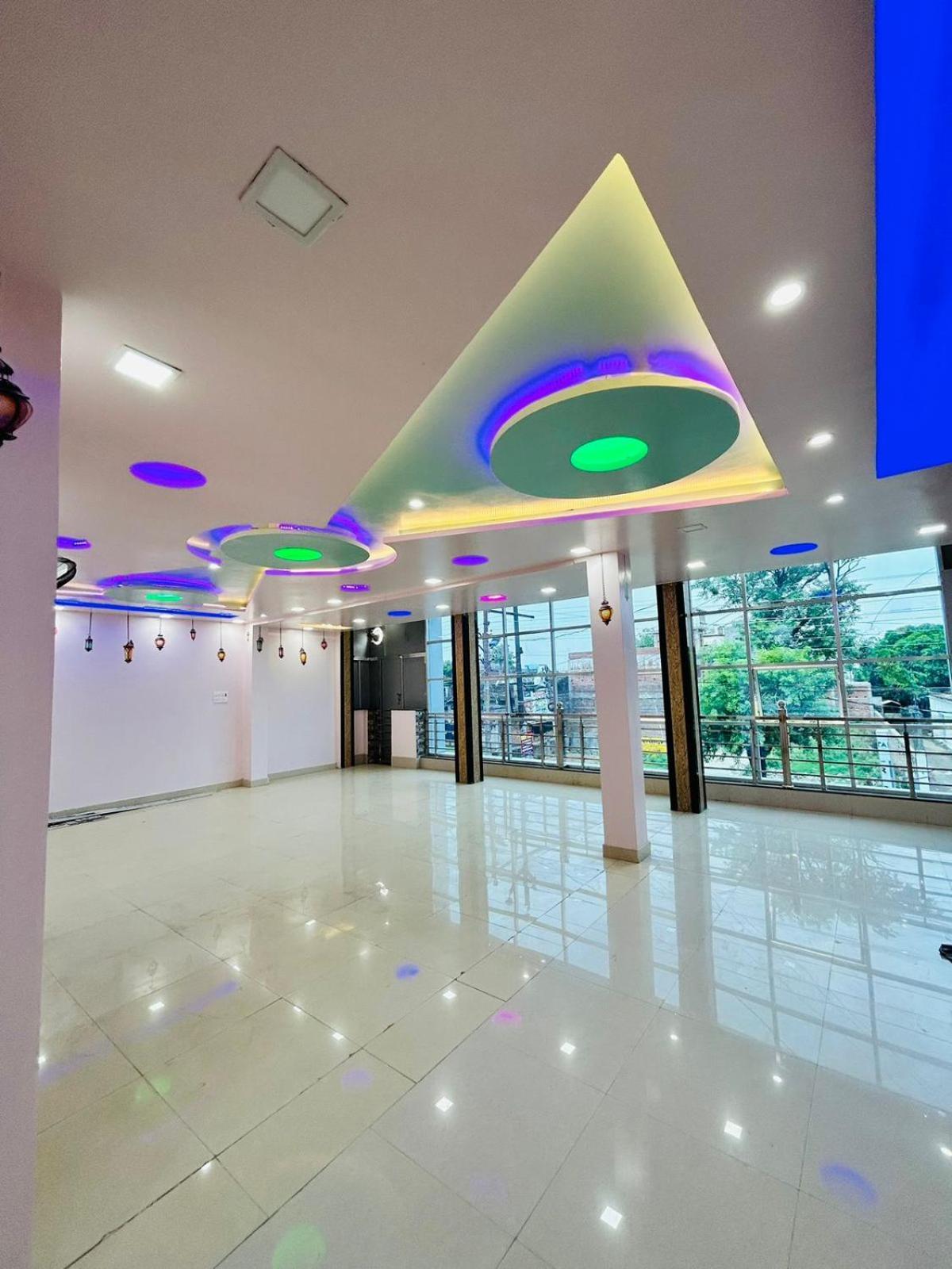 Smart Stays - Mmmut College - Gkp Airport Gorakhpur Bagian luar foto