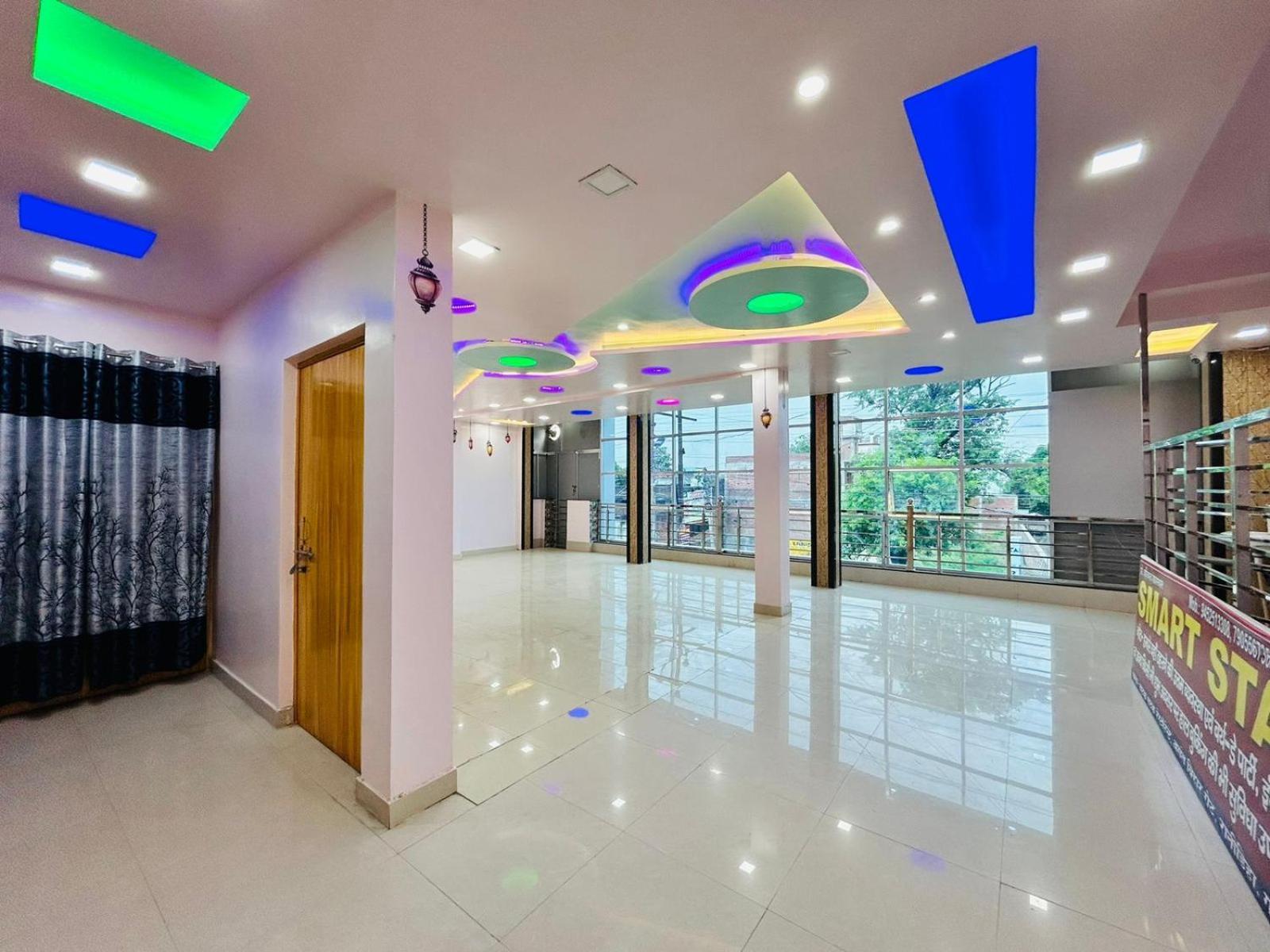 Smart Stays - Mmmut College - Gkp Airport Gorakhpur Bagian luar foto
