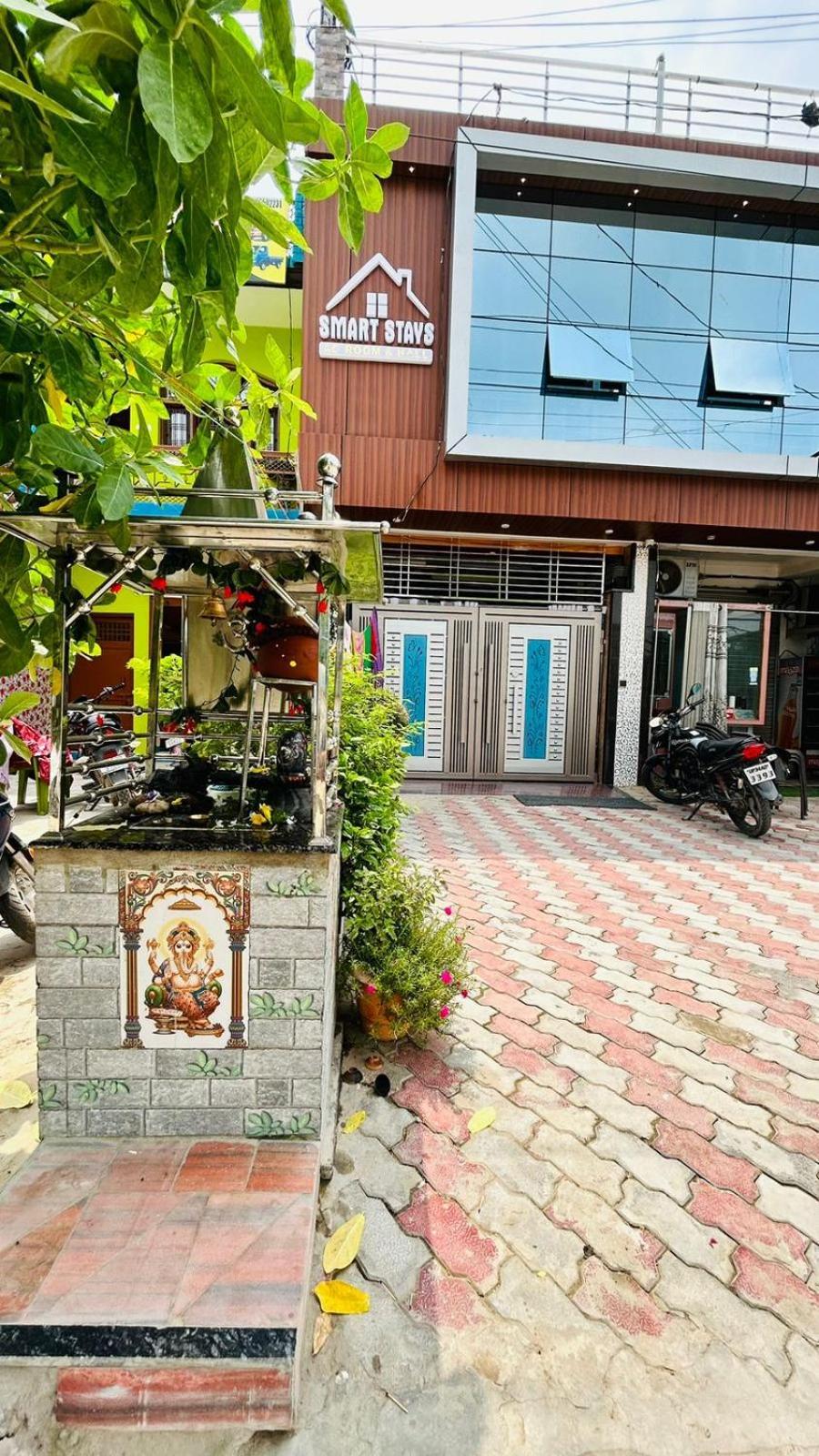 Smart Stays - Mmmut College - Gkp Airport Gorakhpur Bagian luar foto